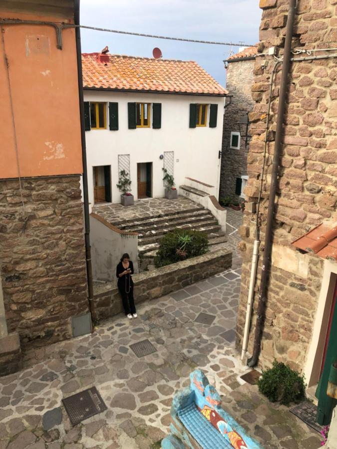 La Piazzetta Διαμέρισμα Capraia Εξωτερικό φωτογραφία